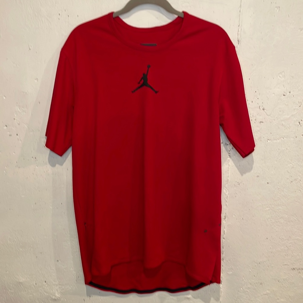 Mens Jordan Brand performance shirt size Large / Red